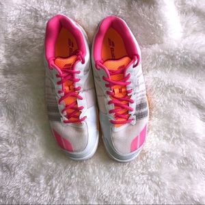 Babolat Women’s Jet Team Tennis Shoe.  Size 10.